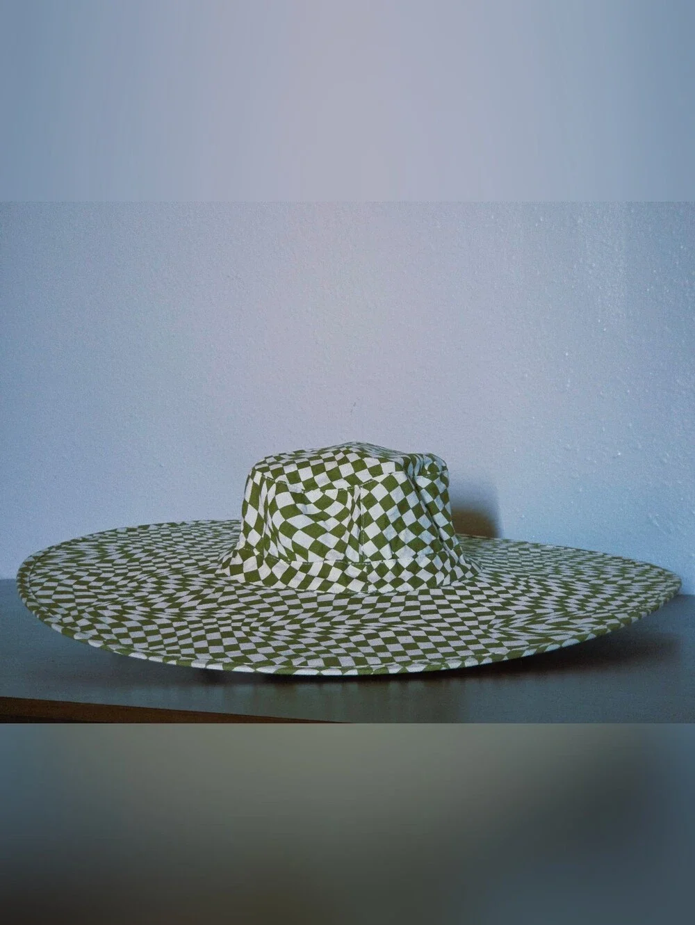 RARE Retired BAGGU Packable Sun Hat Green Checkerboard Print - Picture 1 of 3